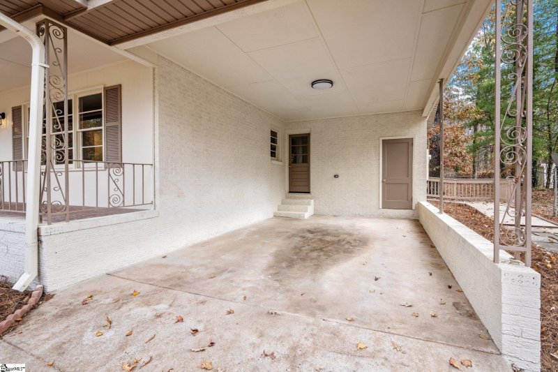 Property image 4 at 203 Bent Creek Drive, Greer, SC 29651