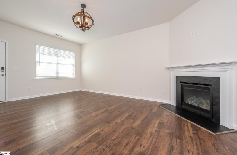 Property image 5 at 4 Corbel Drive, Greer, SC 29650