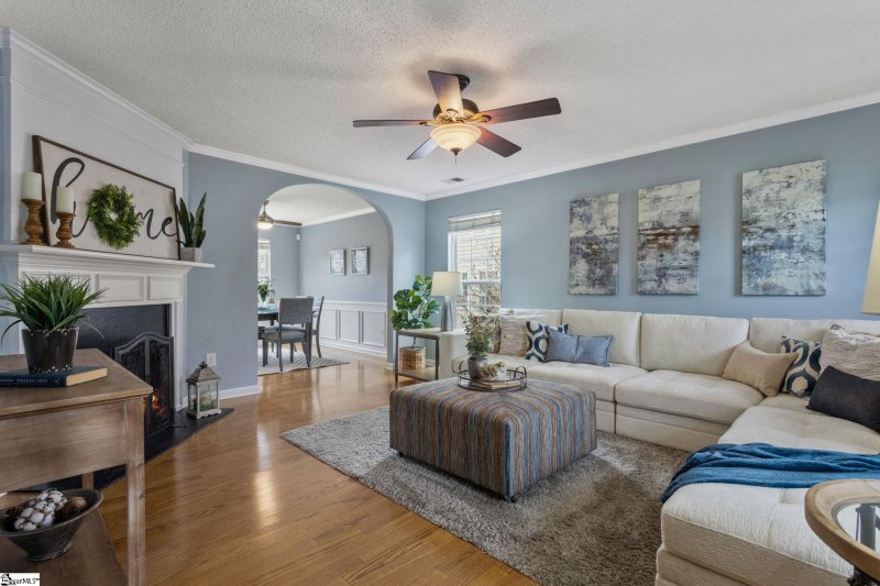 Property image 4 at 204 Clay Thorn Court, Greer, SC 29651