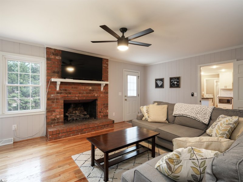 Property image 5 at 302 Lambourn Way, Greenville, SC 29615