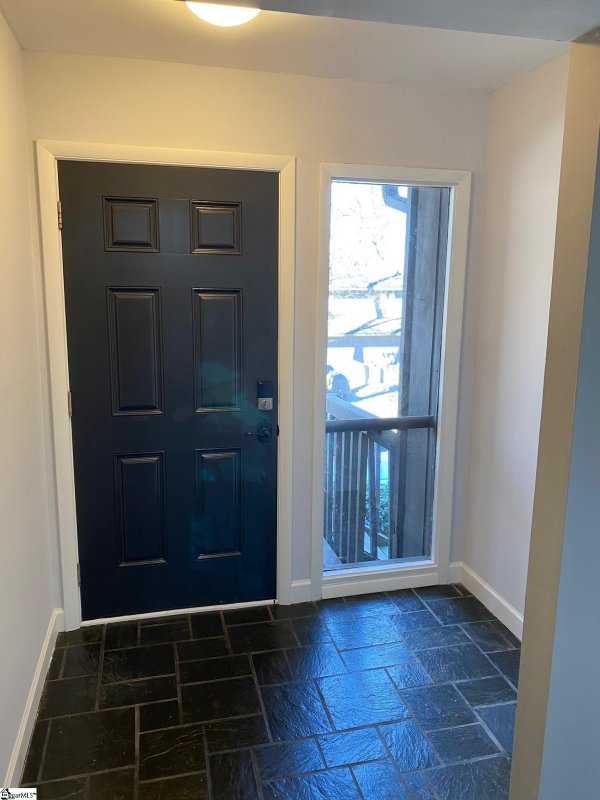 Property image 4 at 146 Ingleoak Lane, Greenville, SC 29615