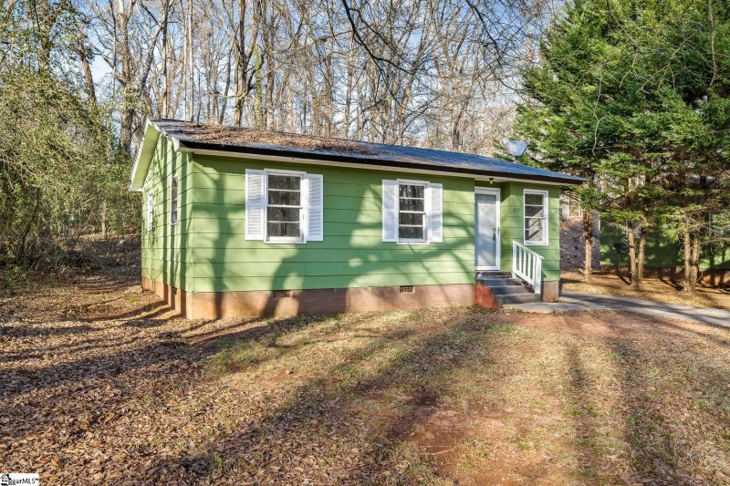 Property image 2 at 123 Brookmeade Drive, Anderson, SC 29624