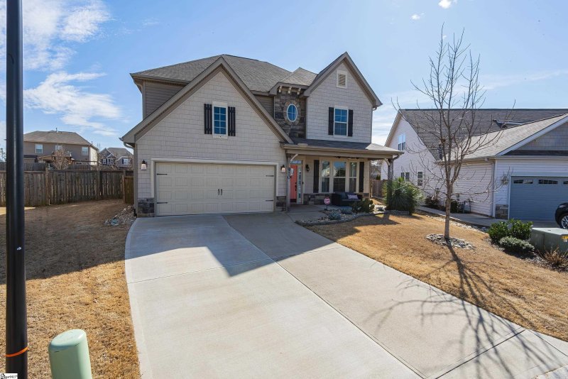 Property image 2 at 910 Deephallow Place, Greer, SC 29651