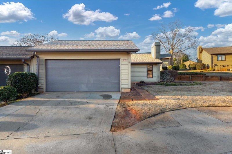 Property image 3 at 329 skylark Circle, Greer, SC 29650