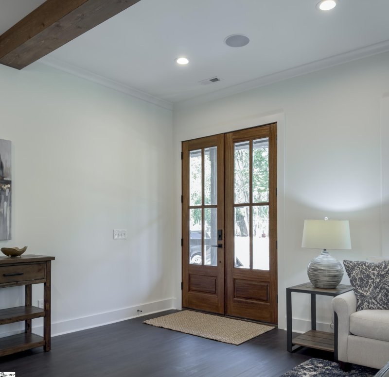 Property image 3 at 32 Lowndes Hill Road, Greenville, SC 29607