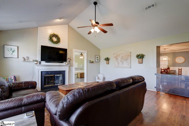 Property image 3 at 5371 Parris Bridge Road, Boiling Springs, SC 29316