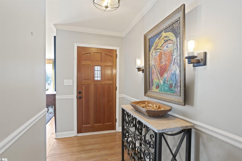 Property image 5 at 17 Vicki Circle, Greenville, SC 29615-2017