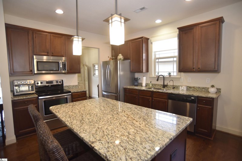 Property image 4 at 104 Litten Way, Greenville, SC 29615