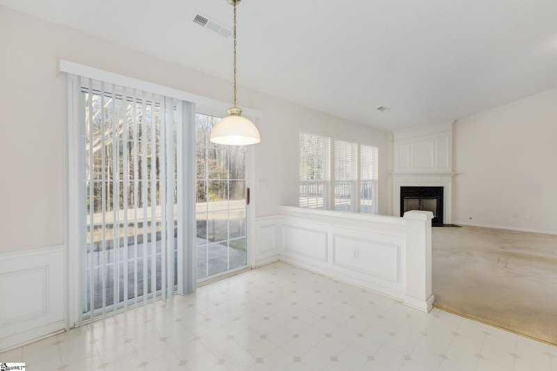 Property image 5 at 112 W Okaloosa Way, Simpsonville, SC 29680