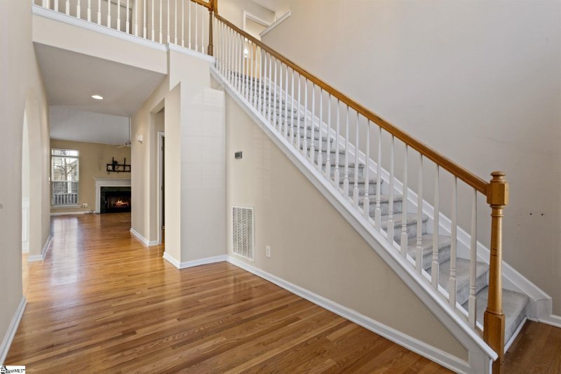 Property image 4 at 122 E Glohaven Place, Simpsonville, SC 29681