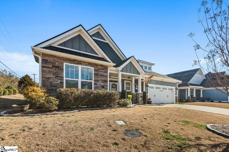 Property image 3 at 1 Bishop Lake Way, Taylors, SC 29687