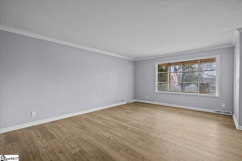 Property image 5 at 2 Tar Boulevard, Greenville, SC 29605