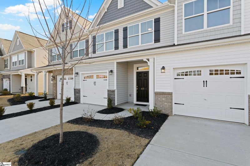 Property image 2 at 47 Fair Village Lane, Simpsonville, SC 29680