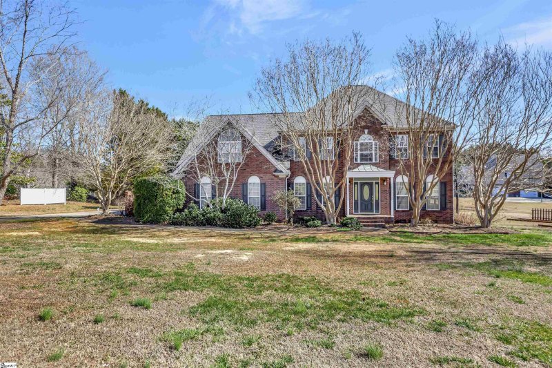 102 Wren Crossing Lane