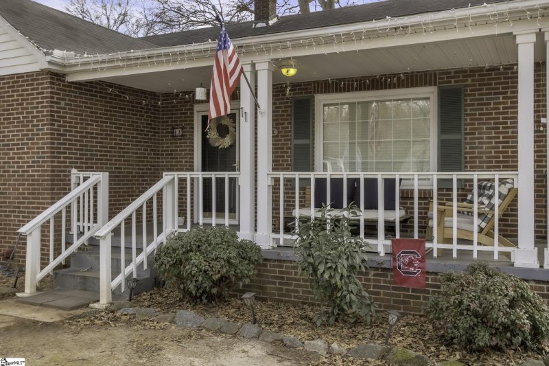 Property image 2 at 11 Westbrook Drive, Greenville, SC 29605