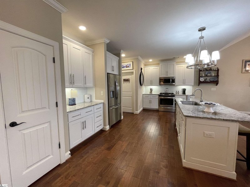 Property image 5 at 102 Sunlit Drive, Simpsonville, SC 29680
