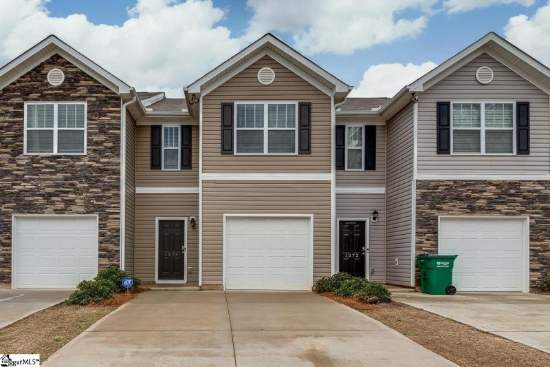 1574 Katherine Court