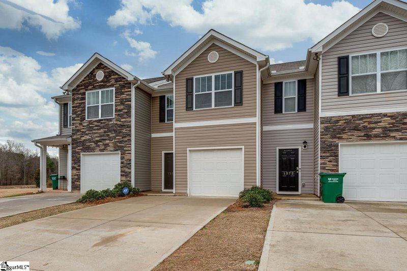 Property image 2 at 1574 Katherine Court, Boiling Springs, SC 29316