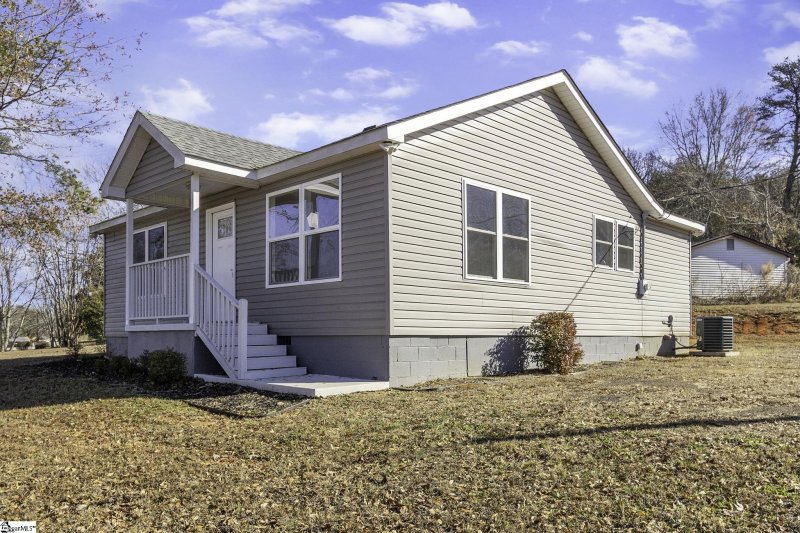 Property image 2 at 631 Smith Grove Road, Easley, SC 29640