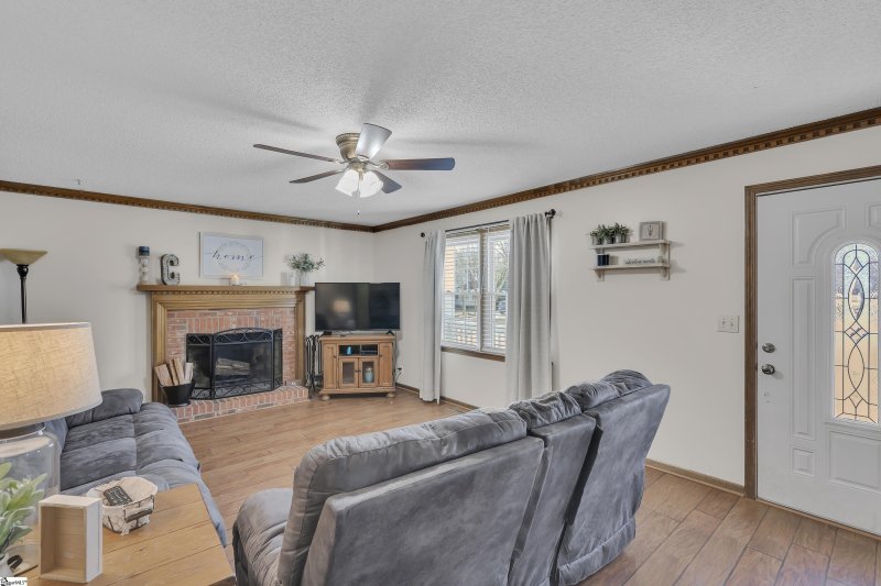 Property image 2 at 211 Creek Drive, Easley, SC 29642