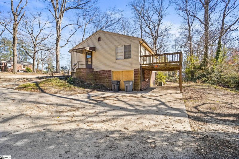 Property image 4 at 114 Mayfair Drive, Taylors, SC 29687