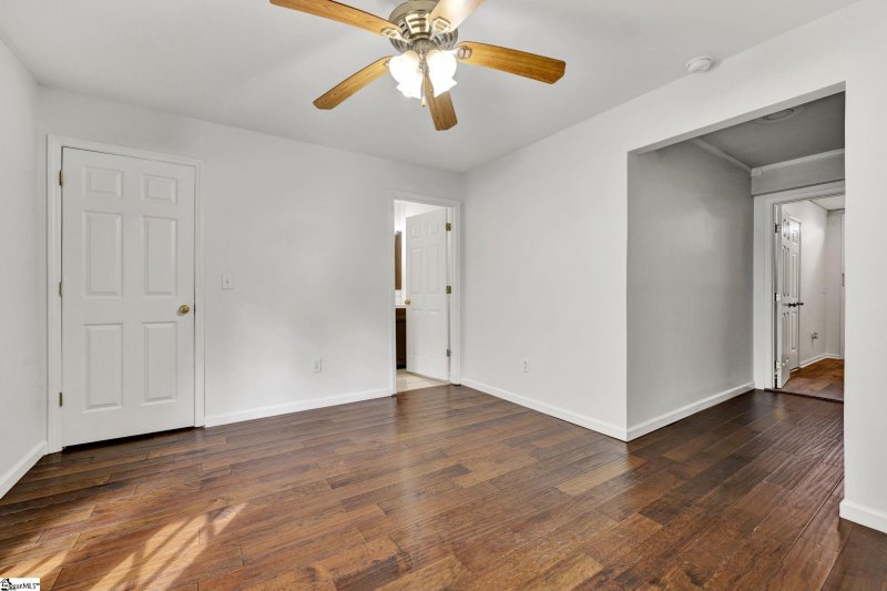 Property image 4 at 4 Courtfield Place, Mauldin, SC 29662