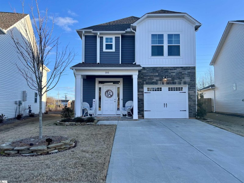 105 Highland Park Court