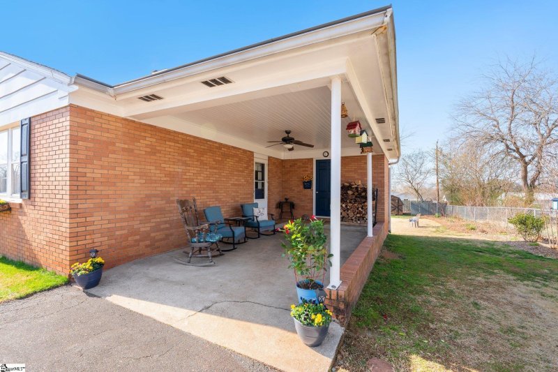 Property image 4 at 216 Highland Road, Duncan, SC 29334