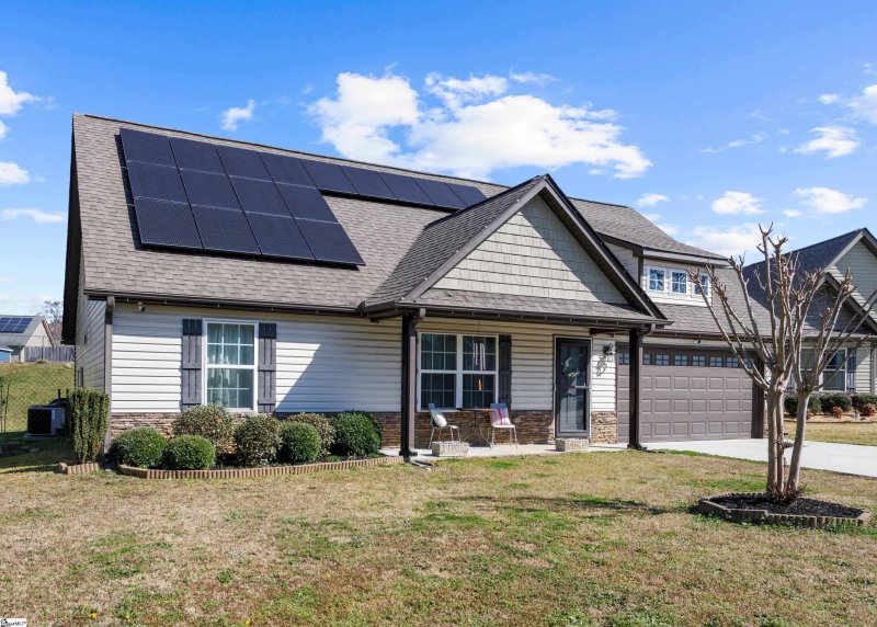 Property image 2 at 323 Catterick Way, Fountain Inn, SC 29644