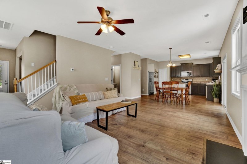 Property image 2 at 204 Marefair Lane, Simpsonville, SC 29680
