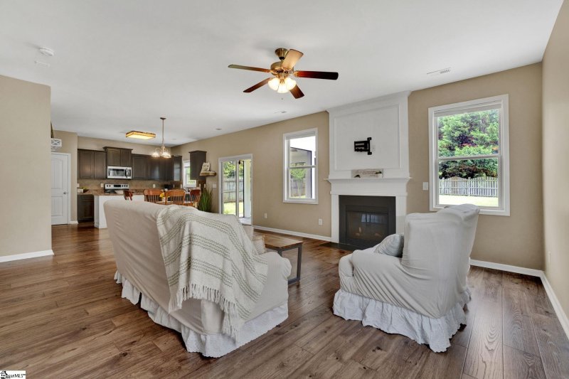 Property image 3 at 204 Marefair Lane, Simpsonville, SC 29680