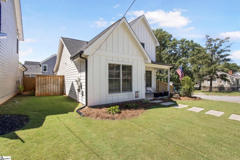 Property image 3 at 200 Old Augusta Road, Greenville, SC 29605
