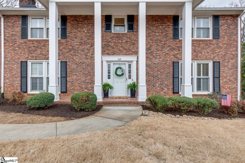 Property image 3 at 209 Springhill Drive, Simpsonville, SC 29681