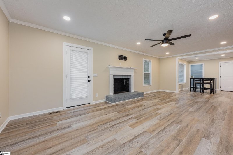 Property image 5 at 300 Wellington Road, Easley, SC 29642