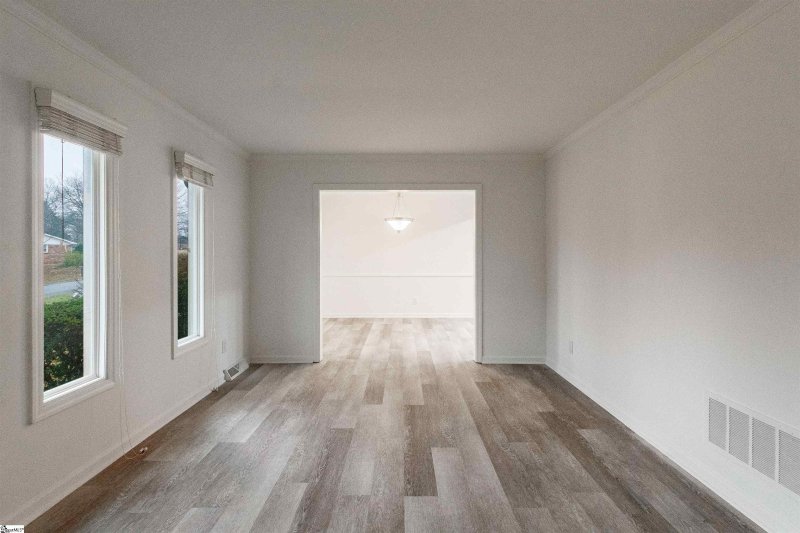 Property image 4 at 5 Wetherill Road, Greenville, SC 29615