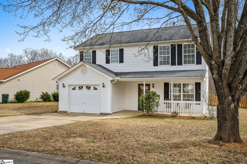 Property image 3 at 418 Lily Pond Lane, Taylors, SC 29687