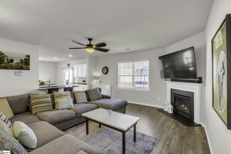 Property image 4 at 216 Fountain Oak Lane, Easley, SC 29642