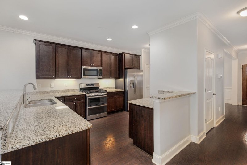 Property image 4 at 350 Scotch Rose Lane, Greer, SC 29650