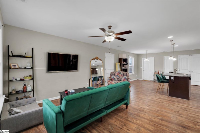 Property image 4 at 430 Mount Hood Drive, Inman, SC 29349