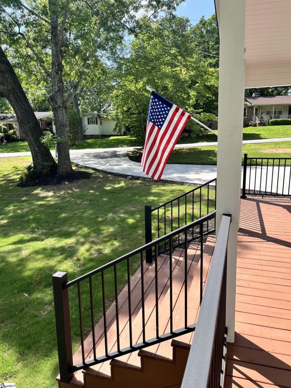 Property image 3 at 132 Swinton Drive, Greenville, SC 29607