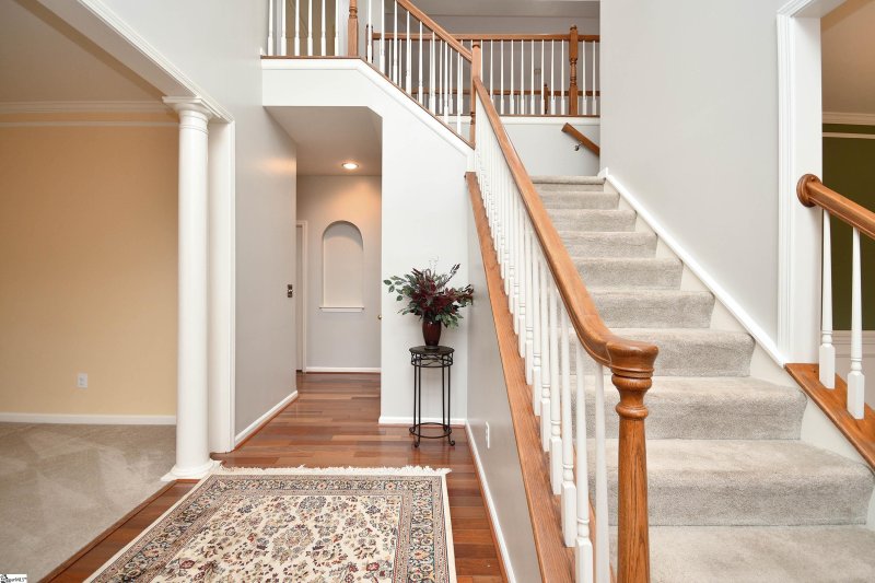 Property image 2 at 121 Ivory Glen Court, Greenville, SC 29611-7471