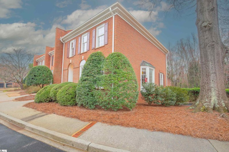 Property image 2 at 246 GLENBROOKE Way, Greenville, SC 29615