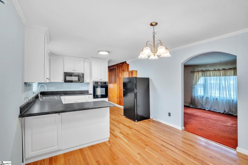 Property image 2 at 14 Tiffany Drive, Taylors, SC 29687