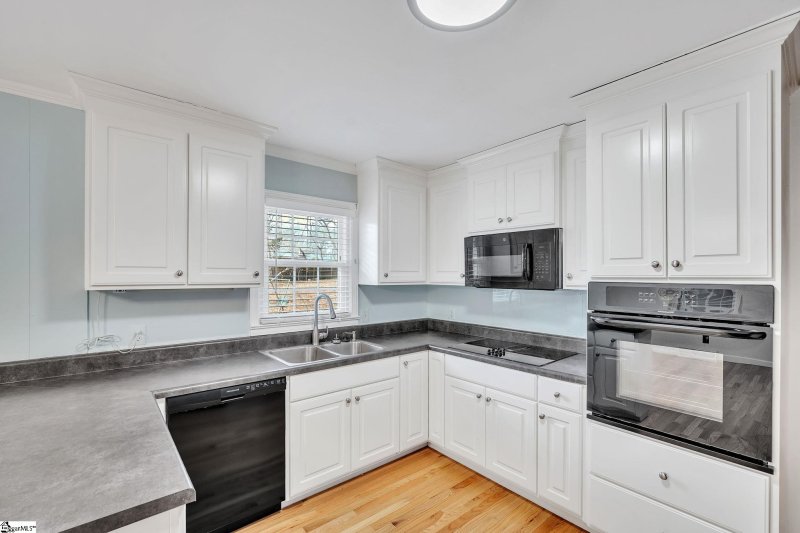 Property image 3 at 14 Tiffany Drive, Taylors, SC 29687