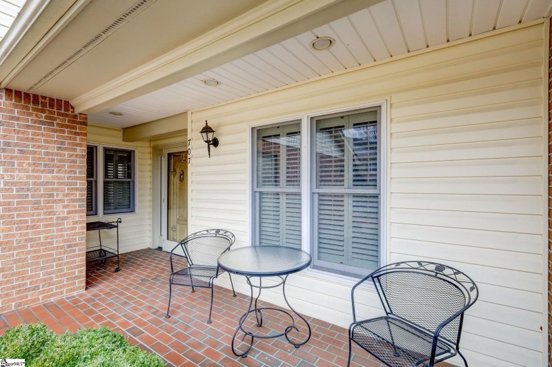 Property image 3 at 707 Quail Run, Greenville, SC 29605