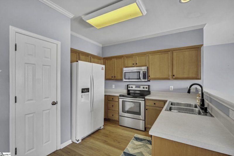 Property image 2 at 209 Whaleback Drive, Simpsonville, SC 29681