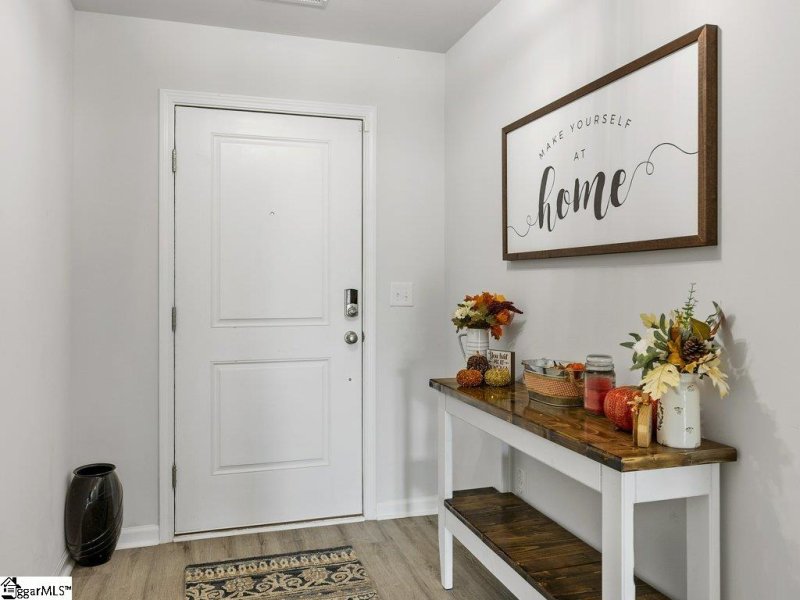 Property image 3 at 7114 Luna Mae Court, Boiling Springs, SC 29316