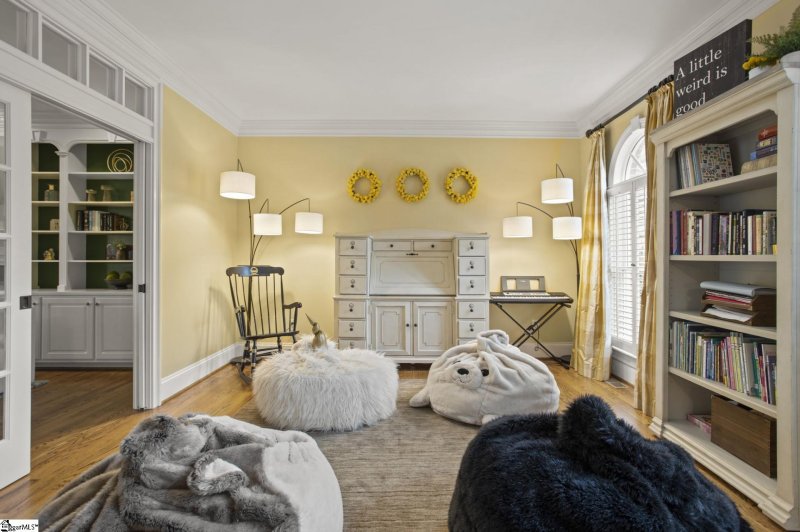 Property image 3 at 10 Ryedale Court, Greenville, SC 29615