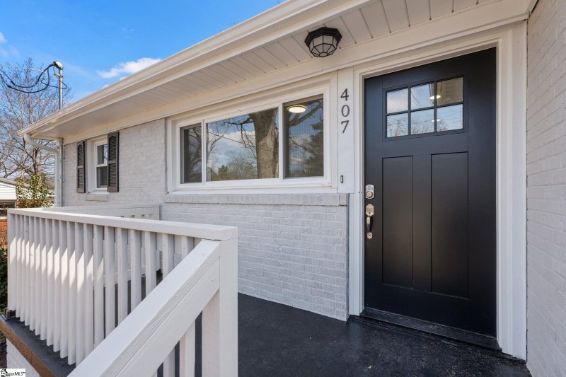 Property image 4 at 407 E Dorchester Boulevard, Greenville, SC 29605