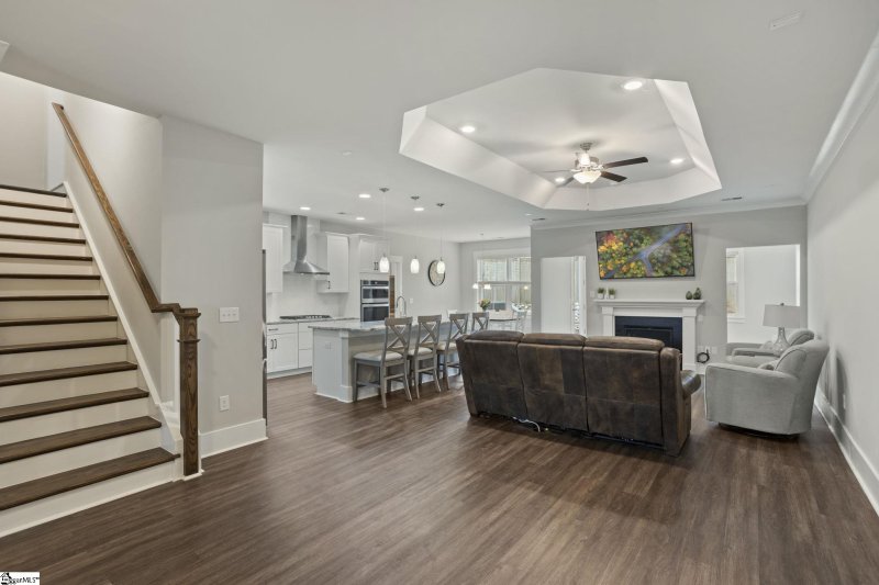 Property image 3 at 111 Clyburn Lane, Taylors, SC 29687